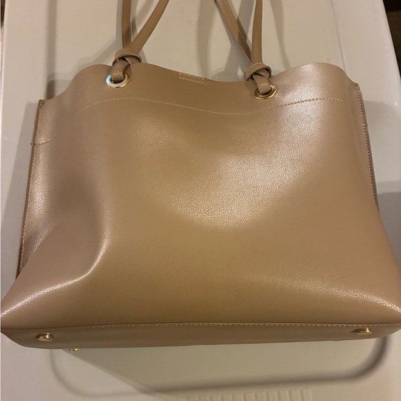 Urban Expressions Tan Shoulder Bag - Picture 2 of 6